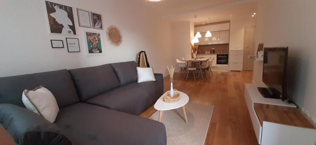 Lux Apartment Portovista บาร์ ภายนอก รูปภาพ