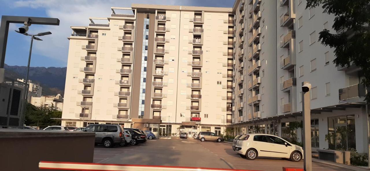 Lux Apartment Portovista บาร์ ภายนอก รูปภาพ