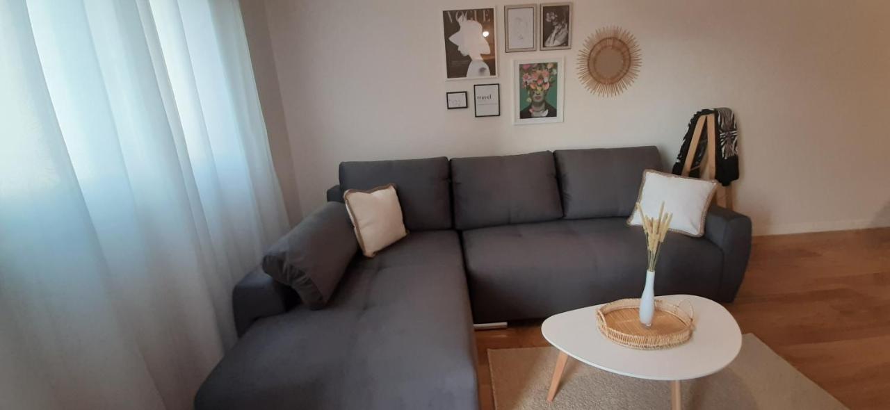 Lux Apartment Portovista บาร์ ภายนอก รูปภาพ